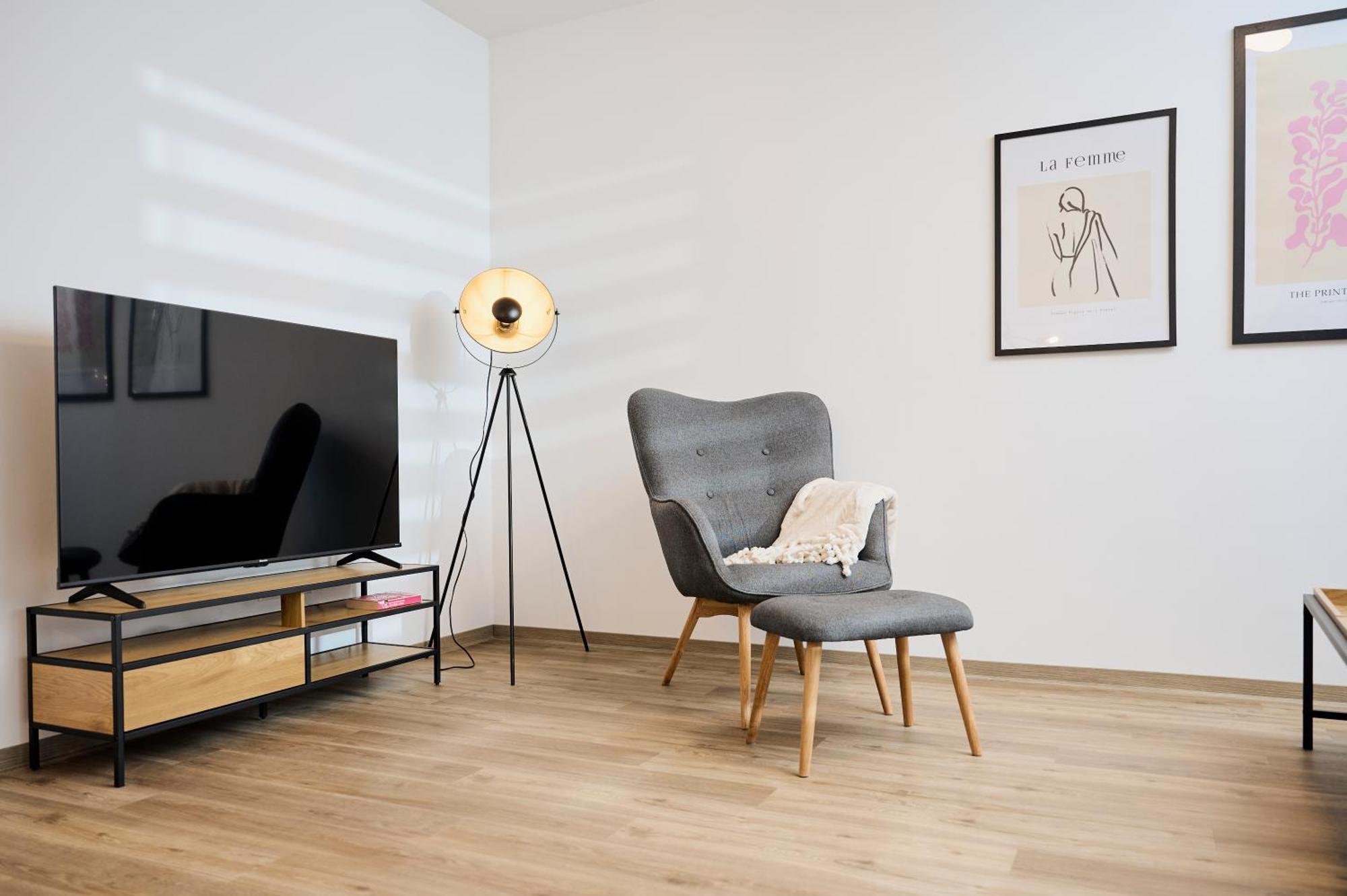Moderne Apartments Mit Highspeed-Wlan Und Gratis-Tiefgarage Ihr Perfekter Rueckzugsort Nahe Dem Zentrum Und Der Therme I Barrierearm 바트키싱엔 외부 사진