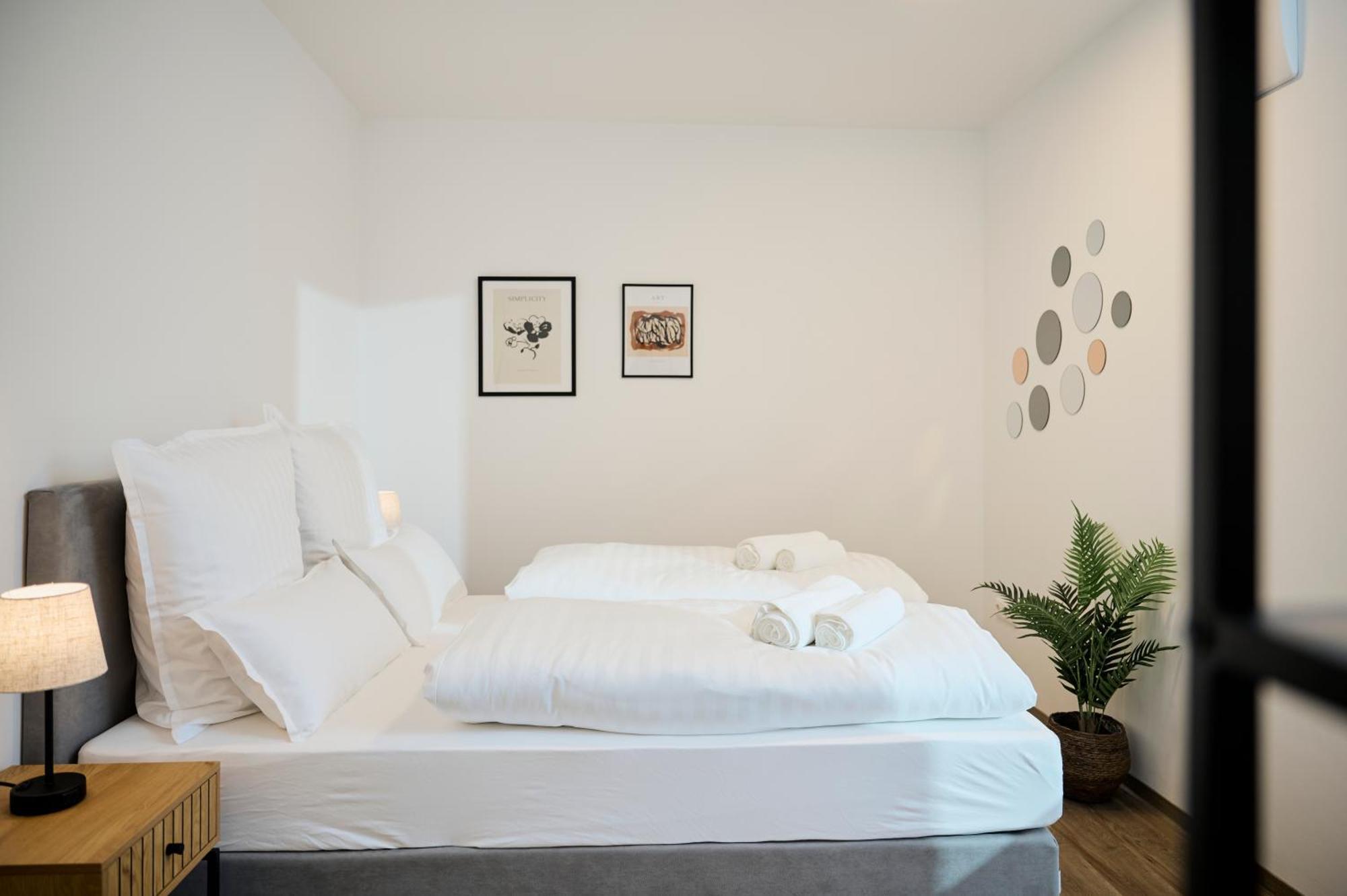 Moderne Apartments Mit Highspeed-Wlan Und Gratis-Tiefgarage Ihr Perfekter Rueckzugsort Nahe Dem Zentrum Und Der Therme I Barrierearm 바트키싱엔 외부 사진